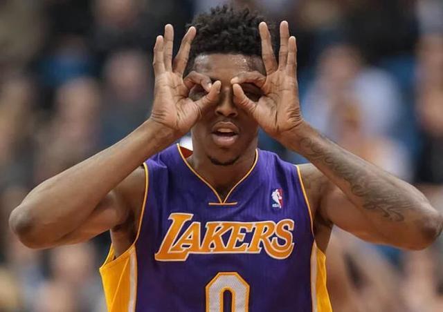 让球员在不 让球员在不