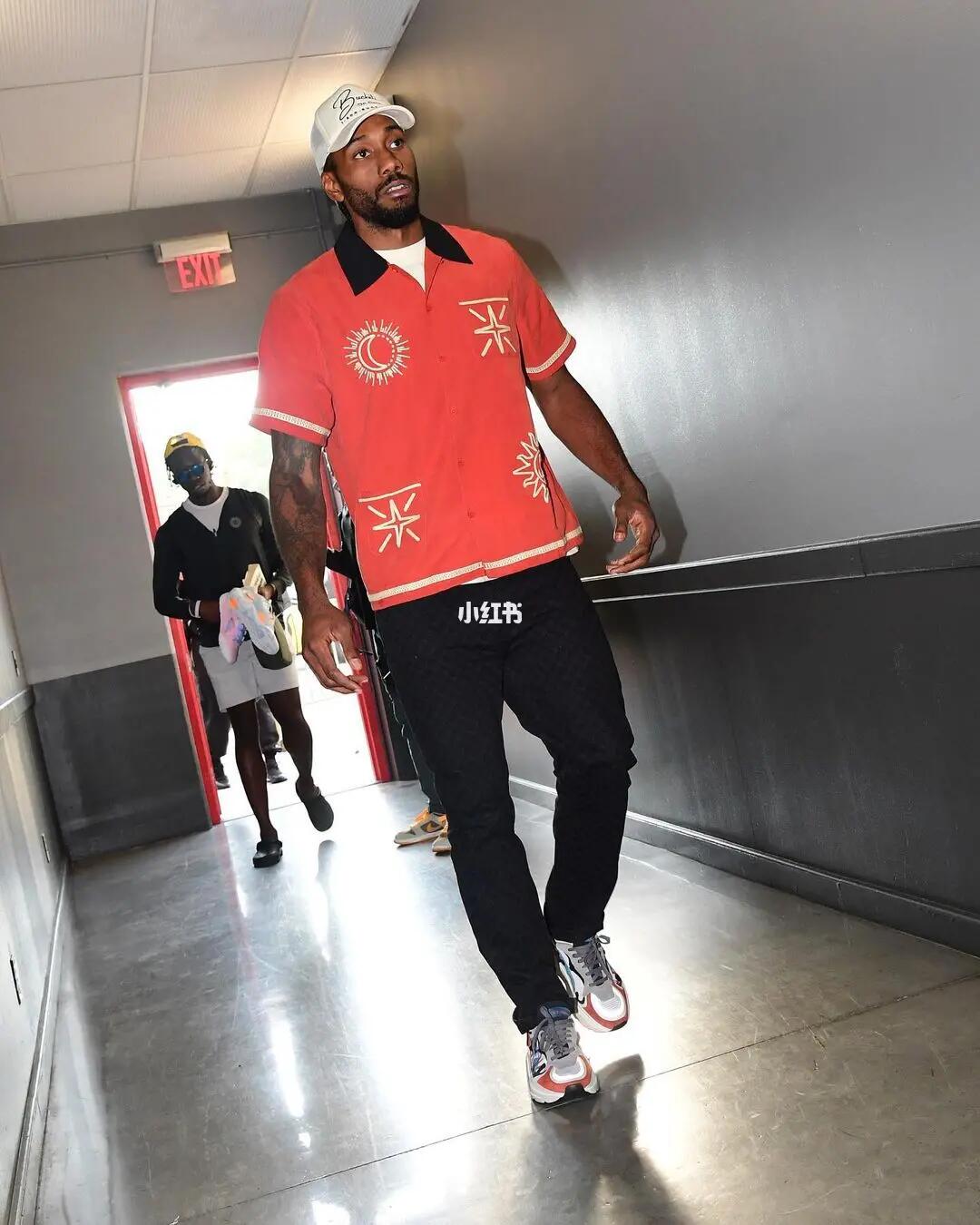 在更长的时 在更长的时